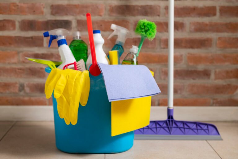 still-life-cleaning-tools